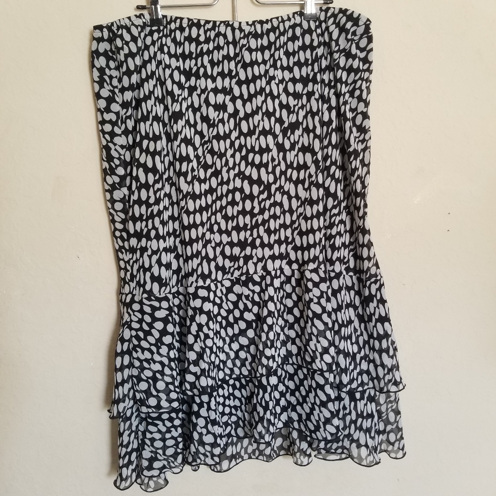 Womens Midi Skirt Plus Size 2X Ruffled Dot Print